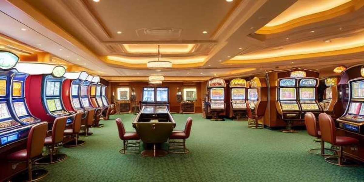 Tactical Table Entertainment at Fortunate Wave casino