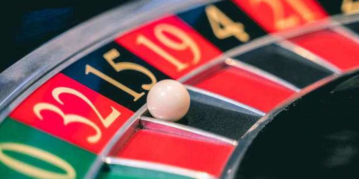 Die Psychologie des Spielens: Wie Online-Casinos das Spielerlebnis 2025 personalisieren